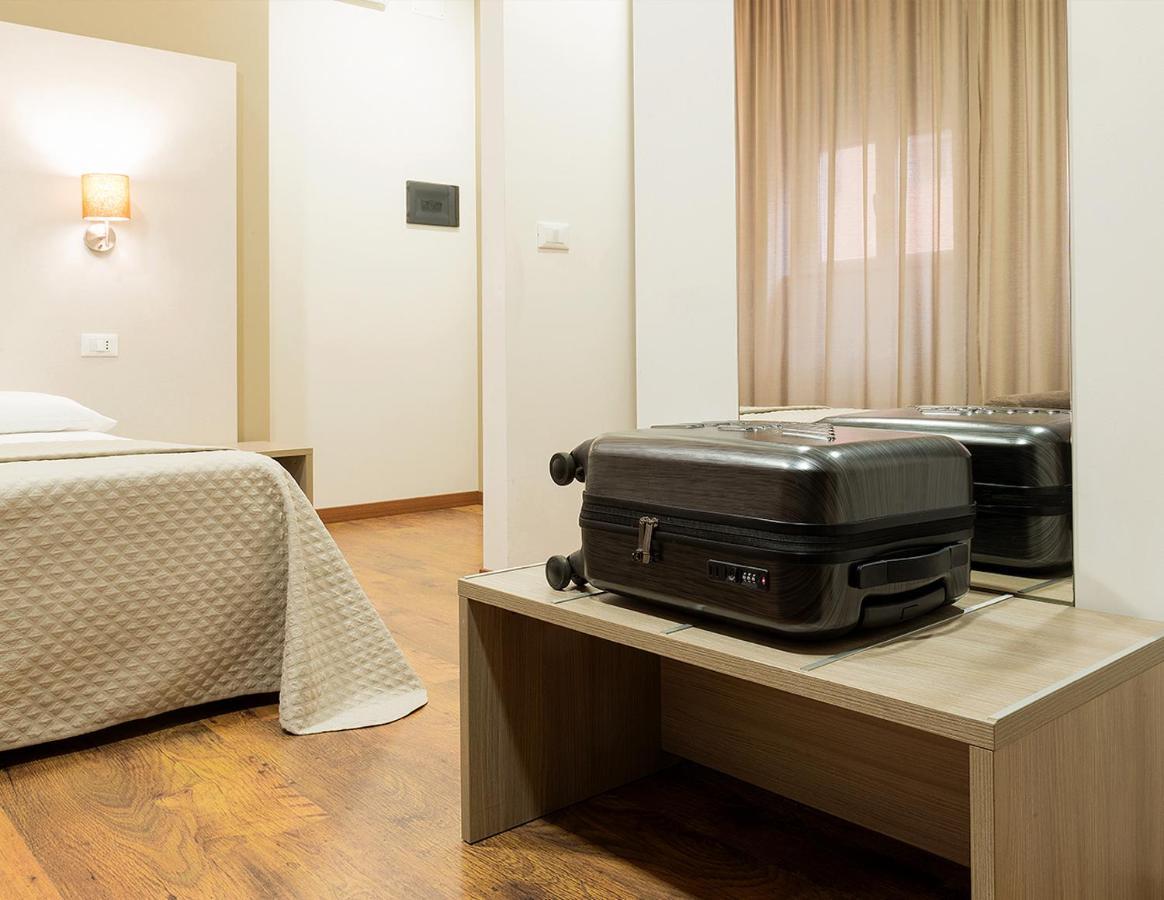 B&B Erifra Piccolo Hotel Cosenza Kültér fotó